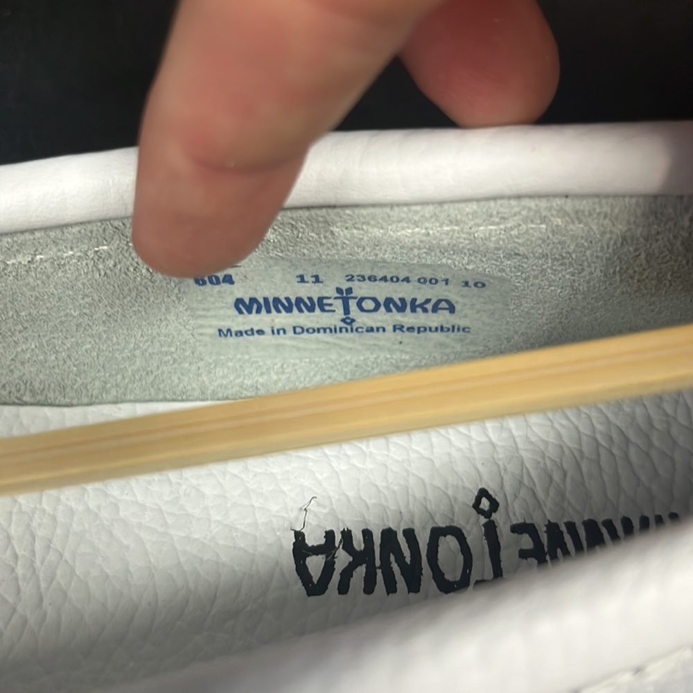 Minnetonka White Beaded Thunderbird Moccasins - Picture 6 of 9